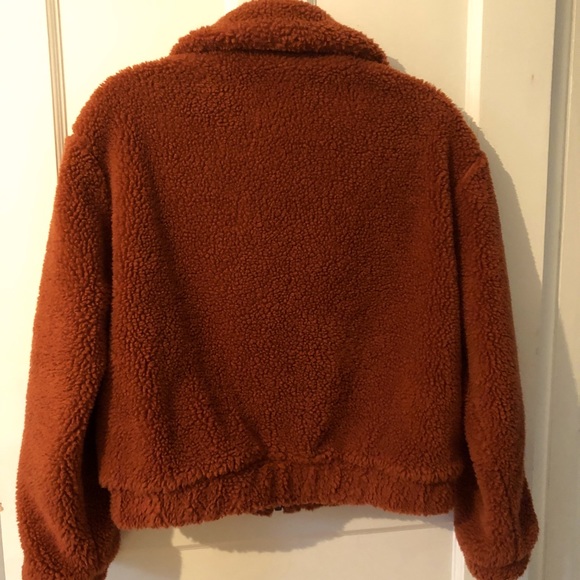 Urban Outfitters UO Cropped Teddy Jacket - Picture 2 of 3